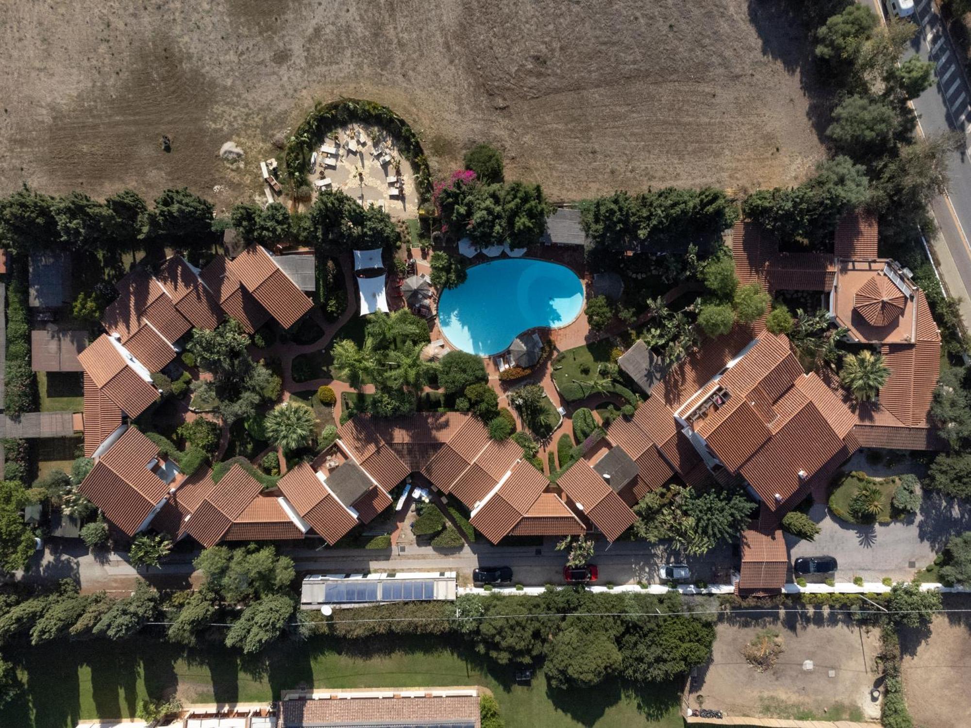 Nora Club Hotel & Spa Pula Exterior foto
