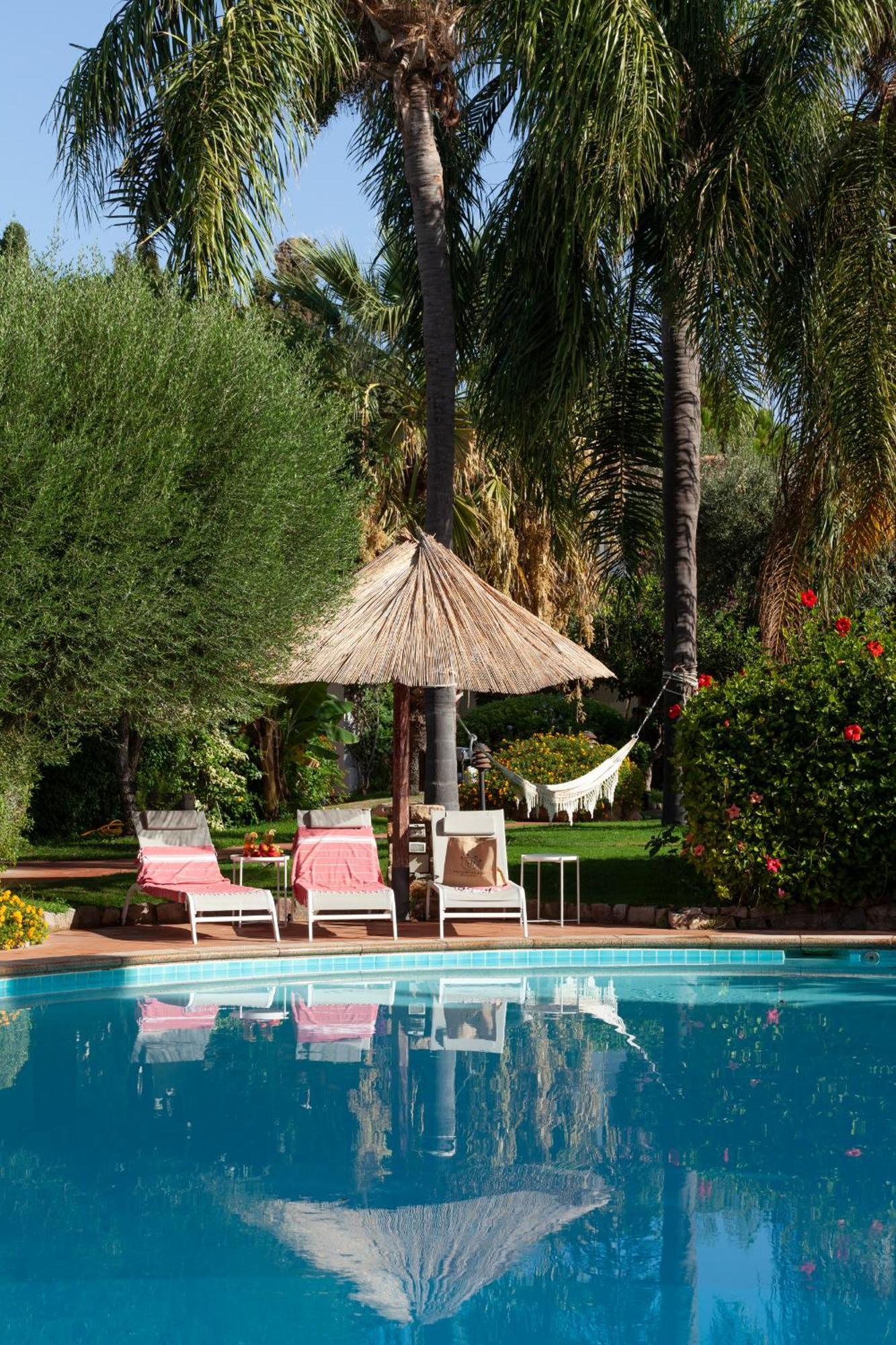 Nora Club Hotel & Spa Pula Exterior foto